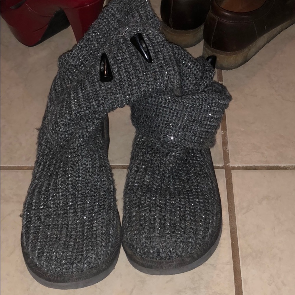 Old navy cloth booties